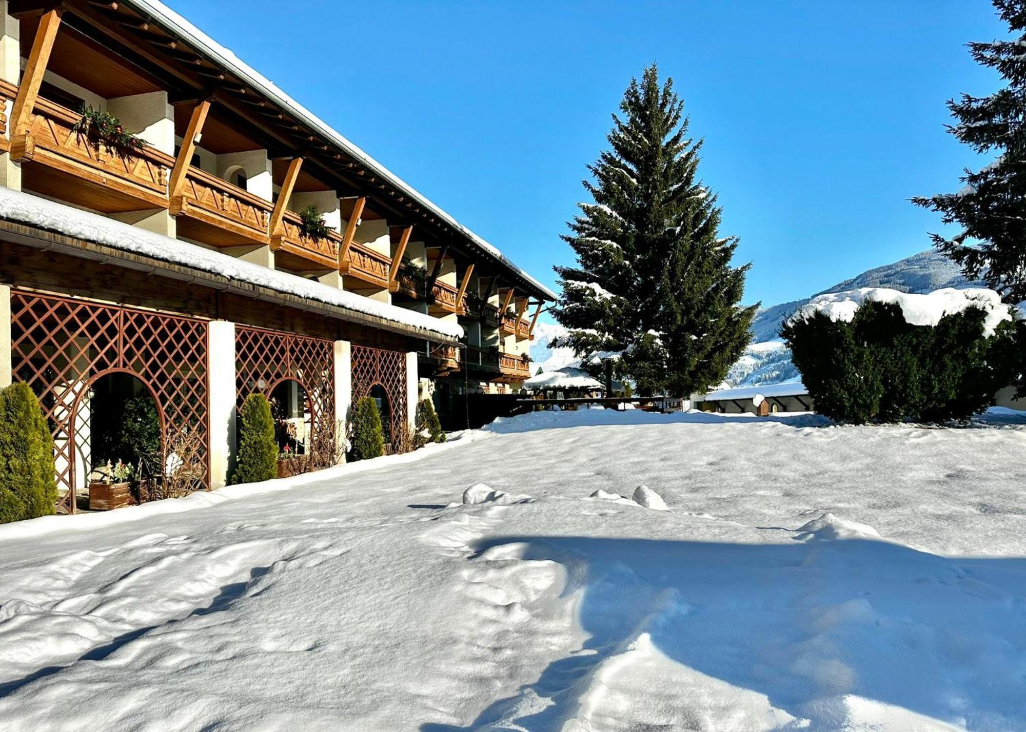 Clc Alpine Centre Hotel Saalfelden ภายนอก รูปภาพ